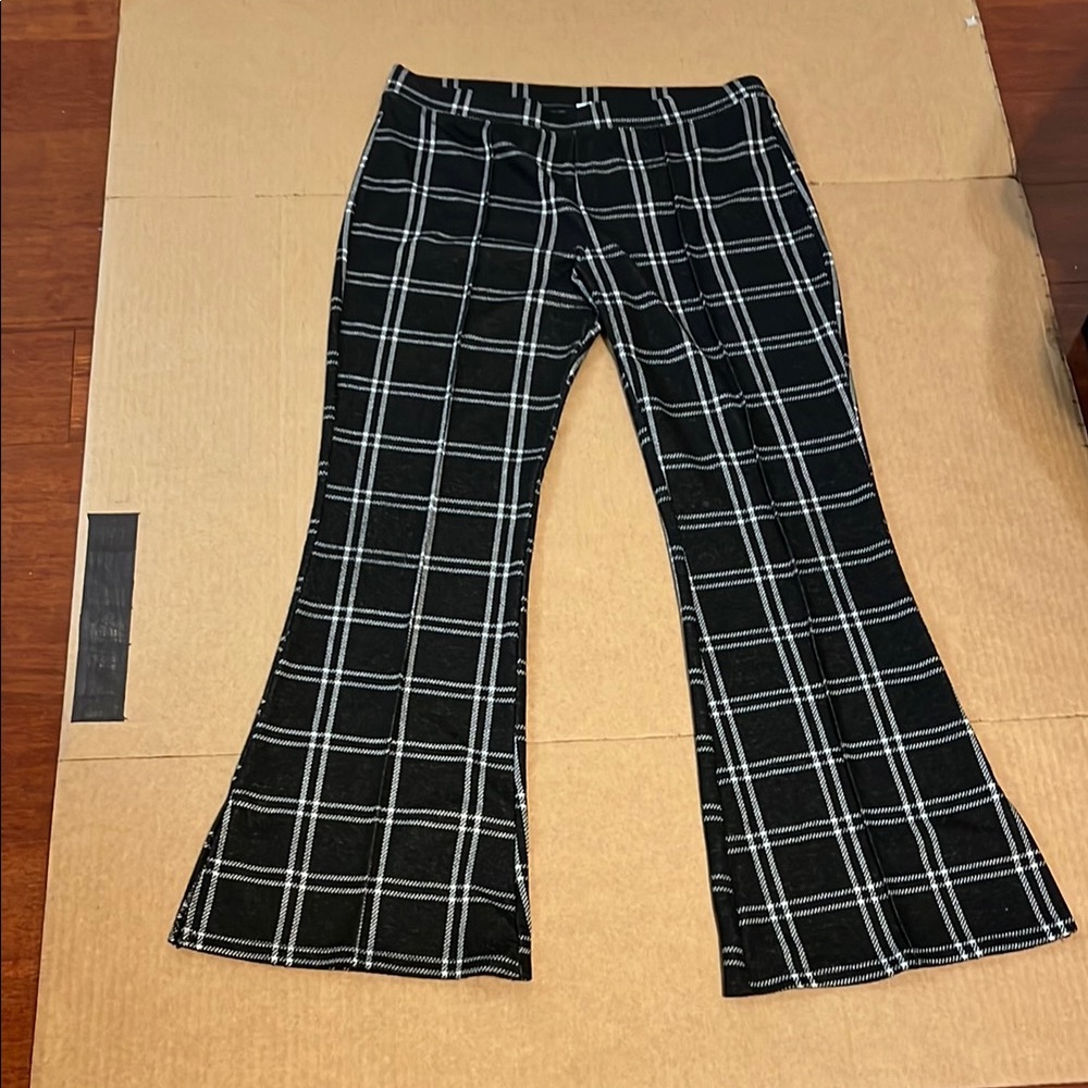 SO Black and White Plaid Pants girls
